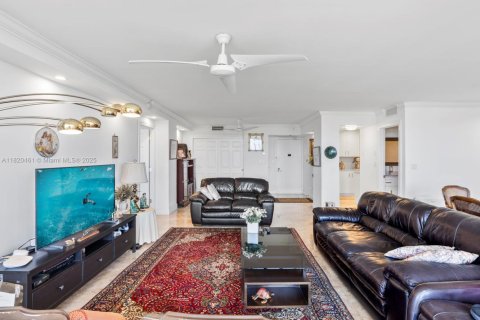 Copropriété à louer à Aventura, Floride: 3 chambres, 206.8 m2 № 1779774 - photo 11