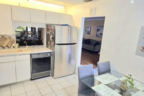 Купить кондоминиум в Коконат Крик, Флорида 3 комнаты, 104.98м2, № 2083761 - фото 4
