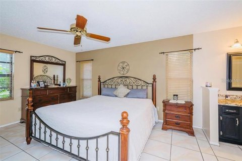 House in Orlando, Florida 3 bedrooms, 147.71 sq.m. № 1359289 - photo 22