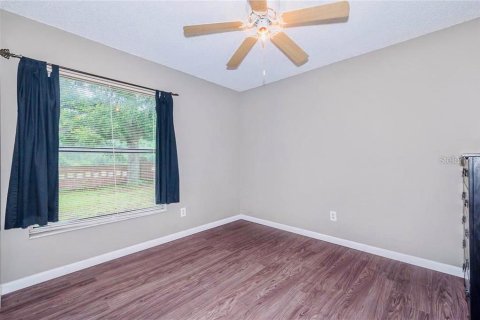 House in Orlando, Florida 3 bedrooms, 147.71 sq.m. № 1359289 - photo 16