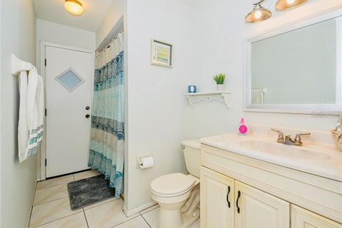 House in Orlando, Florida 3 bedrooms, 147.71 sq.m. № 1359289 - photo 27