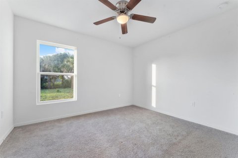 Villa ou maison à vendre à Port St. Lucie, Floride: 3 chambres, 142.98 m2 № 2304183 - photo 11