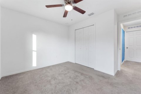 Villa ou maison à vendre à Port St. Lucie, Floride: 3 chambres, 142.98 m2 № 2304183 - photo 12