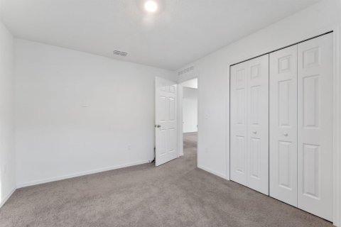 Villa ou maison à vendre à Port St. Lucie, Floride: 3 chambres, 142.98 m2 № 2304183 - photo 8