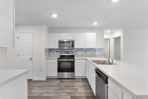 Villa ou maison à vendre à Port St. Lucie, Floride: 3 chambres, 142.98 m2 № 2304183 - photo 3