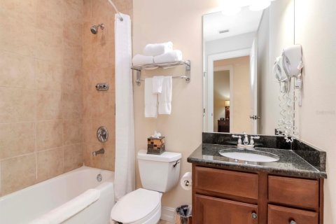 Condominio en alquiler en Tampa, Florida, 2 dormitorios, 94.67 m2 № 1905322 - foto 9