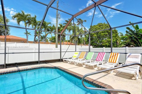 Villa ou maison à louer à Hollywood, Floride: 5 chambres, 200.85 m2 № 1979661 - photo 3