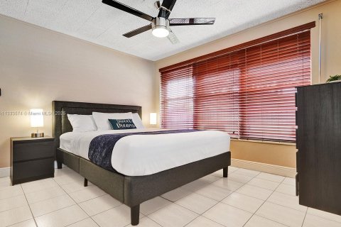 Villa ou maison à louer à Hollywood, Floride: 5 chambres, 200.85 m2 № 1979661 - photo 26