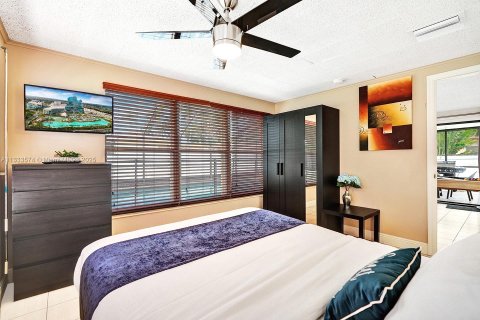 Villa ou maison à louer à Hollywood, Floride: 5 chambres, 200.85 m2 № 1979661 - photo 27
