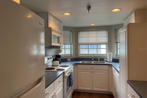 Condo in Lutz, Florida, 1 bedroom  № 1857940 - photo 9