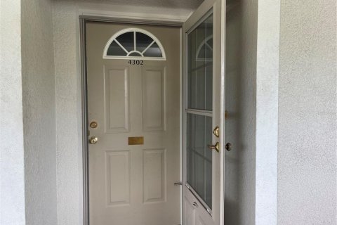 Condo in Lutz, Florida, 1 bedroom  № 1857940 - photo 3