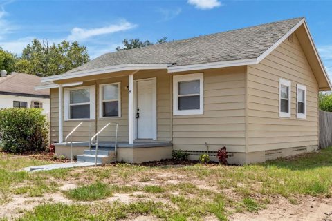 Villa ou maison à Lake Wales, Floride 2 chambres, 66.89 m2 № 2339642