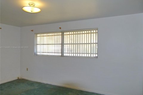 Casa en venta en Okeechobee, Florida, 2 dormitorios, 127.37 m2 № 1693188 - foto 22