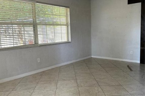 Villa ou maison à vendre à Largo, Floride: 3 chambres, 133.78 m2 № 2427053 - photo 4