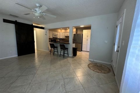 Villa ou maison à vendre à Largo, Floride: 3 chambres, 133.78 m2 № 2427053 - photo 7