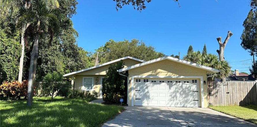 Villa ou maison à Largo, Floride 3 chambres, 133.78 m2 № 2427053