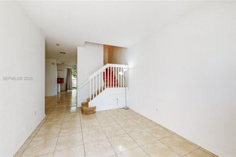 Купить таунхаус в Хомстед, Флорида 3 спальни, 145.3м2, № 2048692 - фото 6