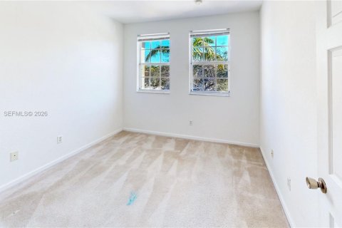 Купить таунхаус в Хомстед, Флорида 3 спальни, 145.3м2, № 2048692 - фото 23