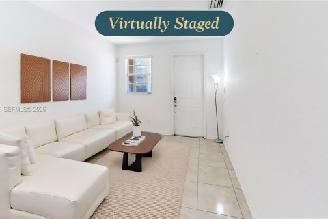 Купить таунхаус в Хомстед, Флорида 3 спальни, 145.3м2, № 2048692 - фото 5