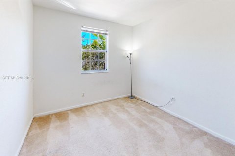 Купить таунхаус в Хомстед, Флорида 3 спальни, 145.3м2, № 2048692 - фото 26