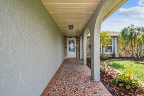 Casa en alquiler en Hudson, Florida, 3 dormitorios, 158.31 m2 № 1908445 - foto 6