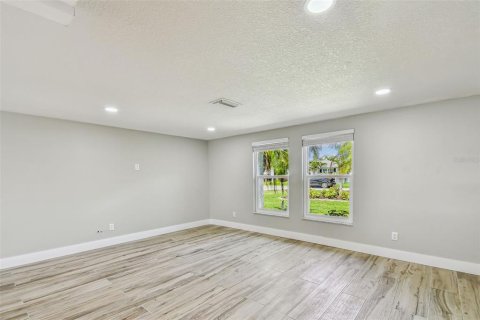 Casa en alquiler en Hudson, Florida, 3 dormitorios, 158.31 m2 № 1908445 - foto 25
