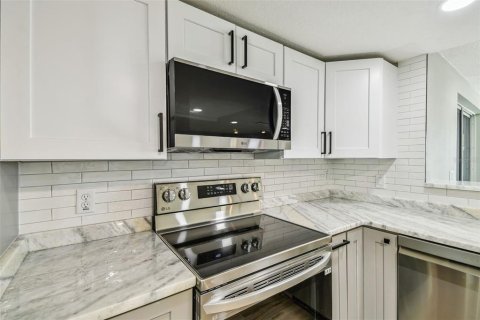 Casa en alquiler en Hudson, Florida, 3 dormitorios, 158.31 m2 № 1908445 - foto 15