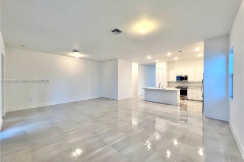 Villa ou maison à louer à Miramar, Floride: 3 chambres, 190.17 m2 № 2033275 - photo 21