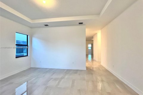 Villa ou maison à louer à Miramar, Floride: 3 chambres, 190.17 m2 № 2033275 - photo 13