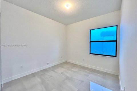 Villa ou maison à louer à Miramar, Floride: 3 chambres, 190.17 m2 № 2033275 - photo 29