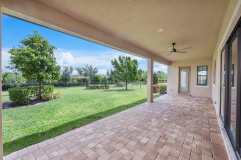 House in Parkland, Florida 5 bedrooms, 367.8 sq.m. № 2087563 - photo 6