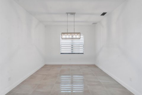House in Parkland, Florida 5 bedrooms, 367.8 sq.m. № 2087563 - photo 12