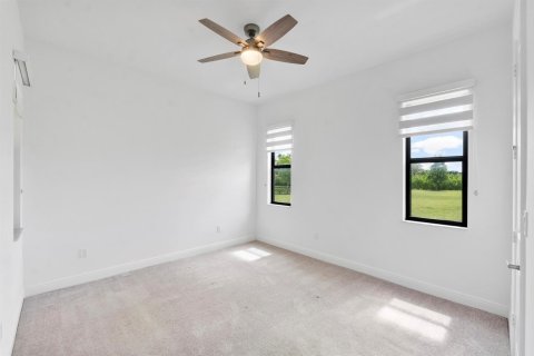 House in Parkland, Florida 5 bedrooms, 367.8 sq.m. № 2087563 - photo 21