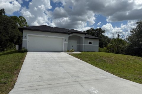 Villa ou maison à North Port, Floride 3 chambres, 148.64 m2 № 2329952
