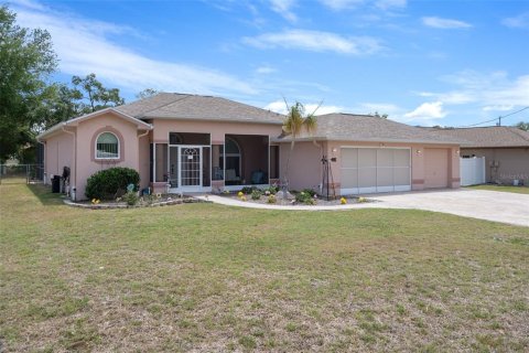 Casa en venta en Spring Hill, Florida, 3 dormitorios, 174.28 m2 № 2239632 - foto 2