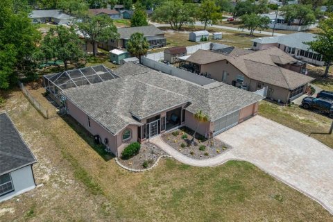 Casa en venta en Spring Hill, Florida, 3 dormitorios, 174.28 m2 № 2239632 - foto 7