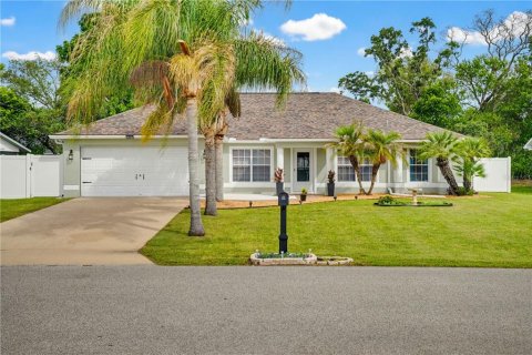 Villa ou maison à Spring Hill, Floride 3 chambres, 186.36 m2 № 2110218