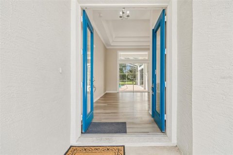Casa en venta en Zephyrhills, Florida, 4 dormitorios, 237.27 m2 № 2152279 - foto 4