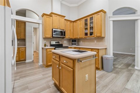 Casa en venta en Zephyrhills, Florida, 4 dormitorios, 237.27 m2 № 2152279 - foto 13