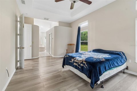 Casa en venta en Zephyrhills, Florida, 4 dormitorios, 237.27 m2 № 2152279 - foto 16