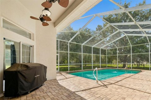 Casa en venta en Zephyrhills, Florida, 4 dormitorios, 237.27 m2 № 2152279 - foto 29