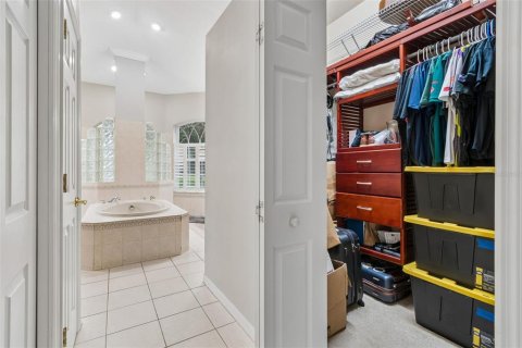 Casa en venta en Zephyrhills, Florida, 4 dormitorios, 237.27 m2 № 2152279 - foto 17