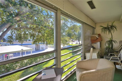 Copropriété à vendre à Deerfield Beach, Floride: 1 chambre, 65.03 m2 № 1865556 - photo 16