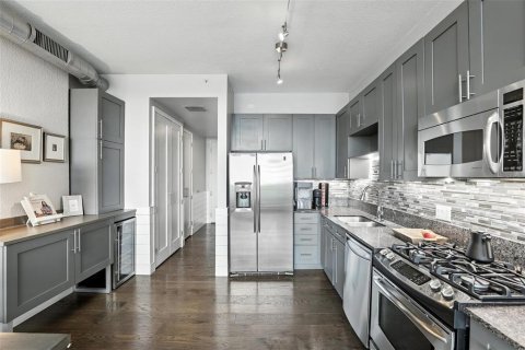Condo in Orlando, Florida, 1 bedroom  № 1791258 - photo 6