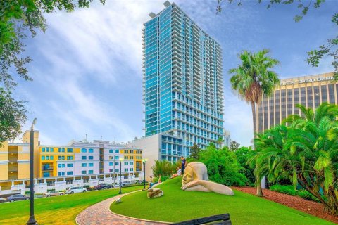 Condo in Orlando, Florida, 1 bedroom  № 1791258 - photo 1