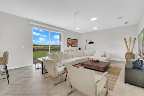 Casa en alquiler en Four Corners, Florida, 5 dormitorios, 336.58 m2 № 1865804 - foto 9
