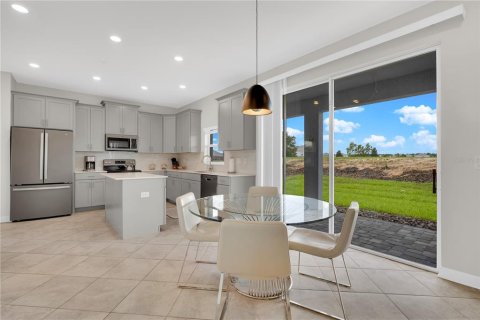 Casa en alquiler en Four Corners, Florida, 5 dormitorios, 336.58 m2 № 1865804 - foto 16