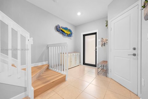 Купить виллу или дом в Хомстед, Флорида 3 спальни, 164.62м2, № 2051998 - фото 3