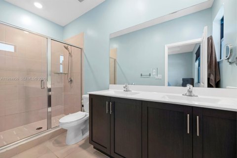 Купить виллу или дом в Хомстед, Флорида 3 спальни, 164.62м2, № 2051998 - фото 20