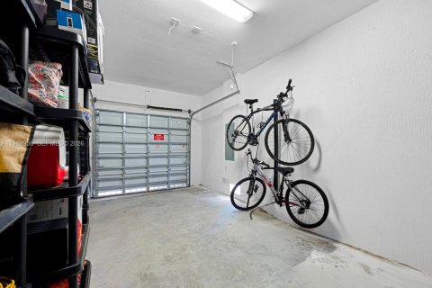 Купить виллу или дом в Хомстед, Флорида 3 спальни, 164.62м2, № 2051998 - фото 26